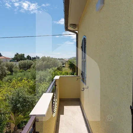 شقة Homiday - Il Giardino Segreto